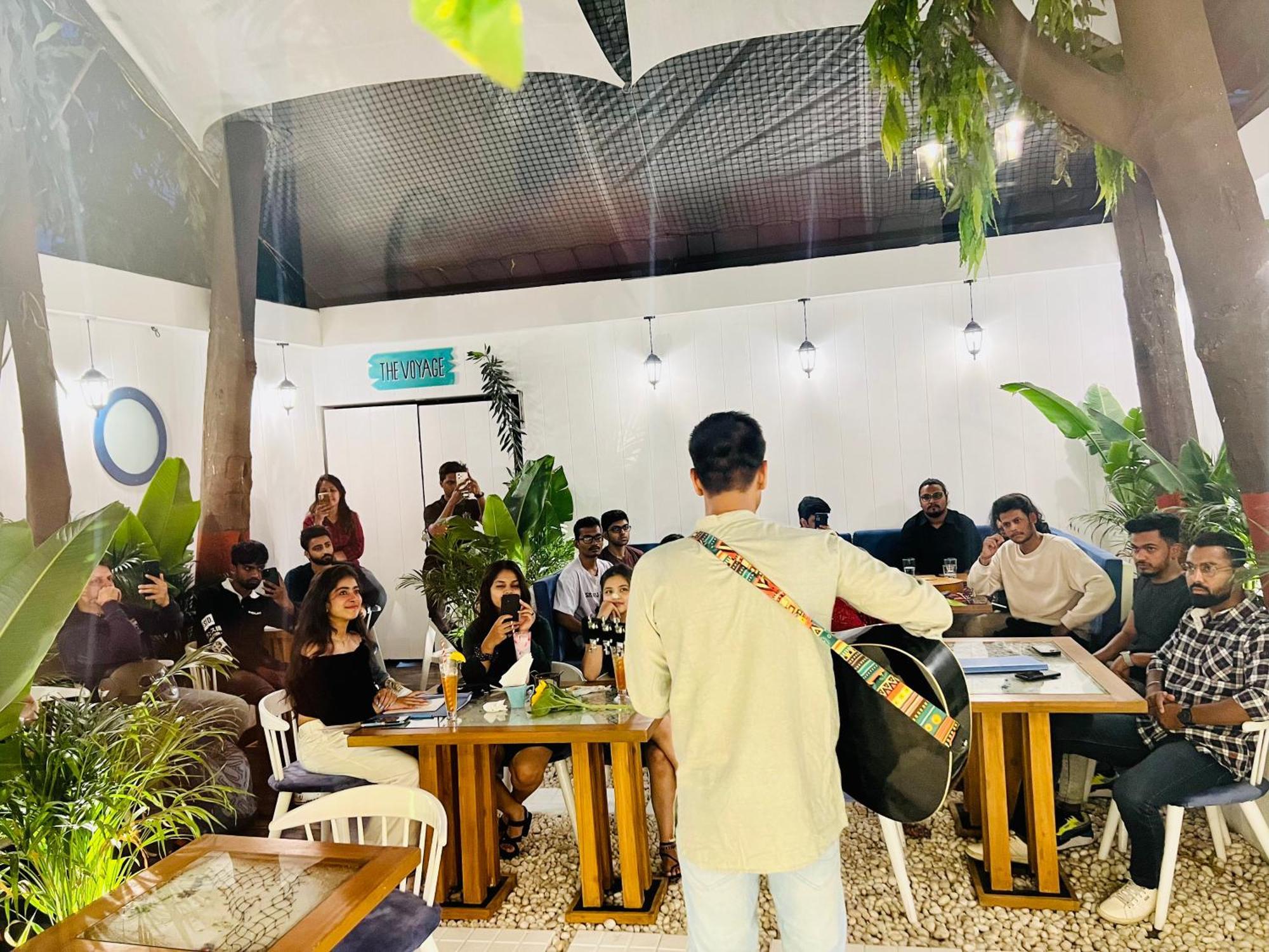 The Voyage - Cafe Hostel Cowork Poona Buitenkant foto