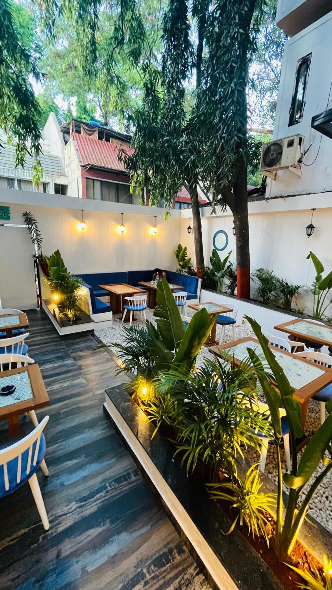 The Voyage - Cafe Hostel Cowork Poona Buitenkant foto